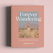 Forever Wandering Photographic Book. Projekt z dziedziny Fotografia,  Manager art, st, czn,  Sztuki piękne, Postprodukcja fotograficzna, Zarządzanie portfolio, Concept art, Fotografia c, frowa, Fotografia art, st, czna,  Fotografia plenerowa, Narracja,  Fotografia lifest, le, Teoria barw, Tworzenie treści i Książka obrazkowa użytkownika Emilie Ristevski - 25.08.2022