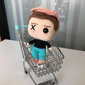 Personaje tejido a Crochet. Arts, Crafts, To, Design, Fiber Arts, Crochet, Amigurumi, and Textile Design project by Víctor Arvizu - 08.26.2022