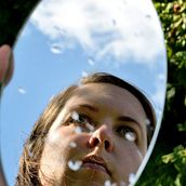 Mon projet du cours : Photographie intimiste : créez des images authentiques et évocatrices. Photograph, Portrait Photograph, Fine-Art Photograph, and Self-Portrait Photograph project by Maude Villeneuve - 08.27.2022