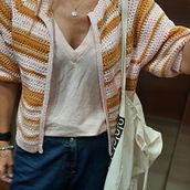 Mi proyecto del curso:  Top-down: prendas a crochet de una sola pieza. Fashion Design, Fiber Arts, DIY, Crochet, and Textile Design project by malenarguez - 09.19.2022