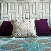 Cabecero con puerta a la chalk paint. Arts, Crafts, Furniture Design, Making, Interior Design, Painting, DIY, Upc, cling, Decorative Painting, Furniture Restoration, Upc, and cling project by Rebeca Porras Alonso - 09.05.2022