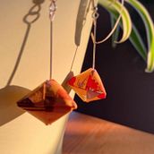 My project for course: Paper Jewelry-Making with Origami Techniques. Accessor, Design, Arts, Crafts, Jewelr, Design, Paper Craft, Fashion Design, and DIY project by Virginia - 09.05.2022