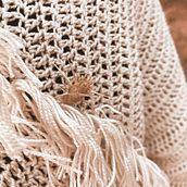 Chaqueta de ganchillo Top-down de una sola pieza. Un projet de St, lisme, Art textile, DIY, Crochet , et Design textile de Áurea López Escudero - 11.09.2022