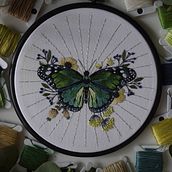 My project for course: Realistic Embroidery Techniques. Un proyecto de Ilustración tradicional, Bordado y Diseño textil de Ina Long - 12.09.2022