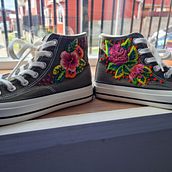 Mi proyecto del curso: Bordado freestyle sobre tul para principiantes . % Pamela Aguilera Contador tarafından hazırlanan Aksesuar Tasarımı, Nakış, Botanik İllüstras, on, Ve Tekstil Tasarımı projesi - 09.13.2022