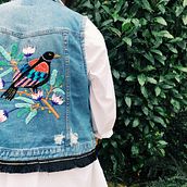 · Vuela vuela ·. Arts, Crafts, Design, Accessor, Design, Graphic Design, and Fashion Design project by Noa Rodríguez Varela - 09.13.2022