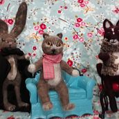 Meu projeto do curso: Feltragem com agulha: criação de personagens com lã e agulha. Un projet de Artisanat, Conception de jouets, Design textile , et Feutrage à l'aiguille de gillldanepel - 11.09.2022