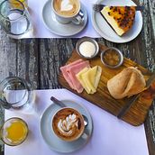 Mi proyecto del curso: Fotografía profesional para Instagram. Advertising, Photograph, Marketing, Social Media, Mobile Photograph, Product Photograph, Mobile Marketing, Instagram, Instagram Photograph, Lifest, le Photograph, and Traditional illustration project by florencia antig - 09.07.2022