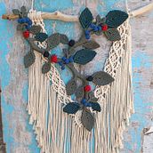 My project for course: 3D Macramé for Botanical Wall Hanging. Un progetto di Artigianato, Interior Design, Fiber Art, Macramè e Textile Design di Evangelia Matoula - 17.09.2022