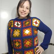 Mi proyecto del curso: Grannies de crochet: haz tu propio suéter. Projekt z dziedziny Projektowanie mod,  Tkactwo, DIY, Sz, dełkowanie, Wzornictwo tekst i liów użytkownika Cecilia Quiroga - 20.09.2022