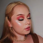 Mi proyecto del curso: Maquillaje profesional para sesiones de fotos. Film, Video, TV, Art Direction, Fashion Design, Fashion Photograph, Portrait Photograph, and Design project by katheqq97 - 09.24.2022
