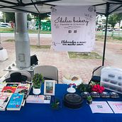 Mi proyecto del curso: Ferias de diseño y artesanía: comercializa tu producto. Een project van  Br, ing en identiteit, Creatieve consultanc,  Design management, Marketing, Portfoliobeheer, Merkstrategie, Management En Productiviteit y Craft van Idalia Vazquez Haro - 23.09.2022