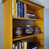 Built-in Bookcase. Un progetto di Design e creazione di mobili di Jim Welsh - 23.09.2022