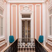 Lisbon Hotel. Un proyecto de Fotografía, Arquitectura, Dirección de arte y Diseño de interiores de Emily Bowden - 27.09.2022