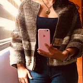 Mi proyecto del curso:  Top-down: prendas a crochet de una sola pieza. Fashion Design, Fiber Arts, DIY, Crochet, and Textile Design project by dimitore - 09.30.2022