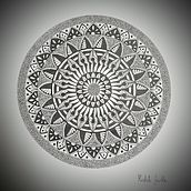 Il mio progetto del corso: L'arte del mandala: disegna motivi geometrici. Drawing & Ink Illustration project by Michele Grolla - 09.30.2022