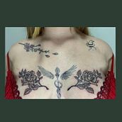 Meu projeto do curso: Tatuagem botânica com pontilhismo. Un proyecto de Ilustración tradicional, Diseño de tatuajes e Ilustración botánica de Matheus Felipe Rojas dos Santas - 02.10.2022