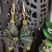 My earrings . % Gabriella Nagy tarafından hazırlanan Aksesuar Tasarımı, Sanat ve El Sanatları, Mücevher Tasarımı, Kağıt El Sanatları, Moda Tasarımı, Ve Kendin Yap projesi - 10.02.2022