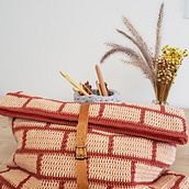 Meu projeto do curso: Design de padrões para crochê: encontre seu próprio estilo. Accessor, Design, Pattern Design, Fiber Arts, DIY, Crochet, and Textile Design project by Luiza Mecabô - 10.04.2022