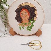 Mi proyecto del curso: Creación de retratos bordados en acuarela. Painting, Watercolor Painting, Embroider, and Textile Design project by Paz Guzmán - 10.02.2022