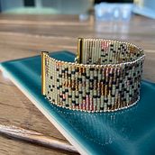 Mein Abschlussprojekt für den Kurs: Perlenschmuckdesign: Webe elegante Muster. Arts, Crafts, Jewelr, Design, and Fiber Arts project by a_kalks - 10.05.2022