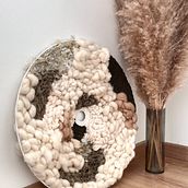 Mon projet du cours : Création d’une suspension lumineuse tissée. Un progetto di Artigianato, Interior Design, Fiber Art e Tessitura di Floriane - 06.10.2022