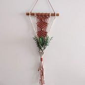 Meu projeto do curso: Design de acessórios em macramê. Accessor, Design, Arts, Crafts, Decoration, Fiber Arts, Macramé, and Textile Design project by Eliane Paniago - 10.08.2022