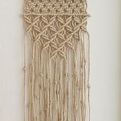 Il mio progetto del corso: Macramè: nodi semplici e complessi. Design de acessórios, Design de interiores, Decoração de interiores, Tecido, Macramê, e Design têxtil projeto de Federica Mazzotta - 19.10.2022