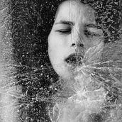 Mi proyecto del curso: Fotografía híbrida para la experimentación creativa Ein Projekt aus dem Bereich Fotografie, Fotoretuschierung, Artistische Fotografie, Analogfotografie und Fotografisches Selbstporträt von Sarai Arenas Restrepo - 19.10.2022