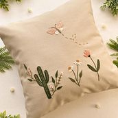 Almofada Quadrada | Cacto e Borboleta | Preenchimento corrente. Embroider, Decoration, Arts, and Crafts project by Alessandra Araújo - 10.24.2022