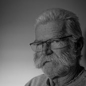 Mein Abschlussprojekt für den Kurs: Moderne Headshot-Fotografie. Un proyecto de Fotografía, Fotografía de retrato, Iluminación fotográfica, Fotografía de estudio, Fotografía digital y Fotografía artística de Patricia - 14.11.2022