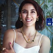 Mi proyecto del curso: Retoque fotográfico de moda y belleza con Photoshop. Photograph, Photo Retouching, Fashion Photograph, Portrait Photograph, and Digital Photograph project by Francisco Guerrero J - 10.27.2022