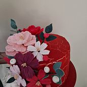 My project for course: Sugar Flowers for Cake Designs. Un projet de Design  de Georgiana Onofrei - 31.10.2022