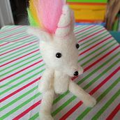 Unicornio . Arts, and Crafts project by Puri Varela Moneo - 11.08.2022