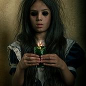 Mi proyecto del curso: Retrato conceptual dark @oscar.raul_. Photograph, Portrait Photograph, Photographic Lighting, and Fine-Art Photograph project by Oscar Mahecha - 10.29.2022