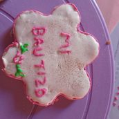 Mi proyecto del curso: Decoración de galletas con royal icing para principiantes. Design, Painting, and DIY project by Claudia Yesenia Nuñez Olalde - 11.13.2022