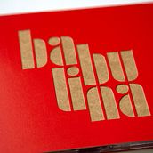 Babulina, álbum musical. Een project van  Ontwerp, Grafisch ontwerp,  Muziek,  Art direction, Fotografie,  Br e ing en identiteit van Felipe Gomes - 08.12.2016