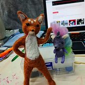 Mi proyecto del curso: Needle felting: creación de personajes con lana y aguja . % liclaura66 tarafından hazırlanan Sanat ve El Sanatları, O, uncak Tasarımı, İğne Keçeleme, Ve Tekstil Tasarımı projesi - 11.21.2022