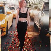 Watch me while I bloom. Photograph, Paper Craft, Embroider, DIY, and Textile Design project by Michelle Lapeyre - 11.22.2022