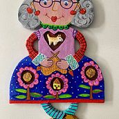 My project for course: Paper Mache for Beginners: Sculpt a Colorful Character Ein Projekt aus dem Bereich Traditionelle Illustration, Design von Figuren, Spielzeugdesign, Art To und Kreativität mit Kindern von ulli_zaulich - 01.12.2022