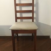Meu projeto do curso: Restauração e estofamento de cadeiras. Arts, Crafts, Furniture Design, Making, Interior Design, DIY, Woodworking, Upc, and cling project by Ana Carolina Assan Botelho - 12.05.2022