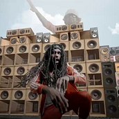 Runkus x Toddla T. - BIG CHUNE. Een project van Film, video en televisie van Ikem Smith - 16.07.2022