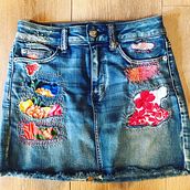 My project for course: Embroidery: Clothing Repair. Embroider, Sewing, DIY, Upc, cling, and Textile Design project by Yasue Prosser - 12.08.2022