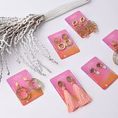 Mi proyecto del curso: Diseño de joyería en resina. Un progetto di Design di accessori, Artigianato, Design di gioielli e DIY di guiwi - 10.12.2022