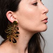 Mi proyecto del curso: Diseño de joyas con corte láser. Un progetto di Design di accessori, Artigianato, Design di gioielli, Product design e DIY di guiwi - 10.12.2022