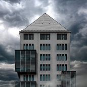 My project Retouching architectural photos in Lightroom. Projekt z dziedziny Postprodukcja fotograficzna, Retuszowanie fotografii,  Kompoz, cja w fotografii i Fotografia architektur użytkownika Yvan Haralambidis - 13.12.2022