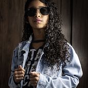 Milly #01. Photograph, Fashion Photograph, Portrait Photograph, and Studio Photograph project by Donizete Santos - 12.14.2022