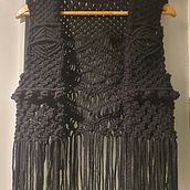 Mi proyecto del curso: Macramé: crea prendas de ropa únicas. Accessor, Design, Arts, Crafts, Fiber Arts, Macramé, and Textile Design project by sanchezmaider - 12.15.2022