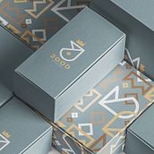 JOOD ROASTERY. Design, Br, ing, Identit, Logo Design, T, pograph, Pattern Design, and Packaging project by Kinda Ghannoum - 12.18.2022