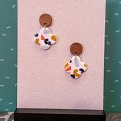 Mein Abschlussprojekt für den Kurs: Schmuckdesign mit Polymer Clay für Anfänger. Un progetto di Design di accessori, Artigianato, Design di gioielli e DIY di kira_bermel - 19.12.2022